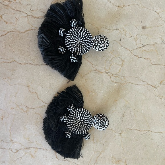 Tassel Fringe Earrings - Picture 7 of 8